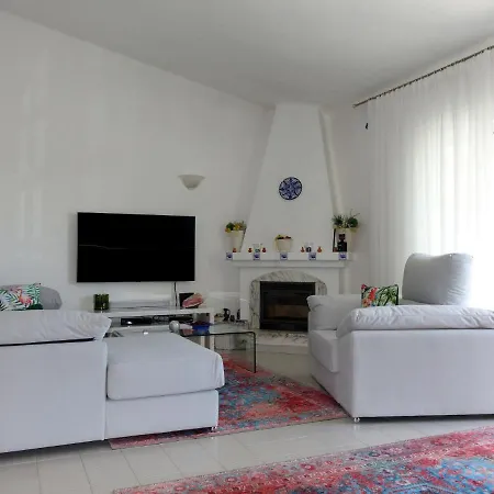 Holiday Girod By Interhome